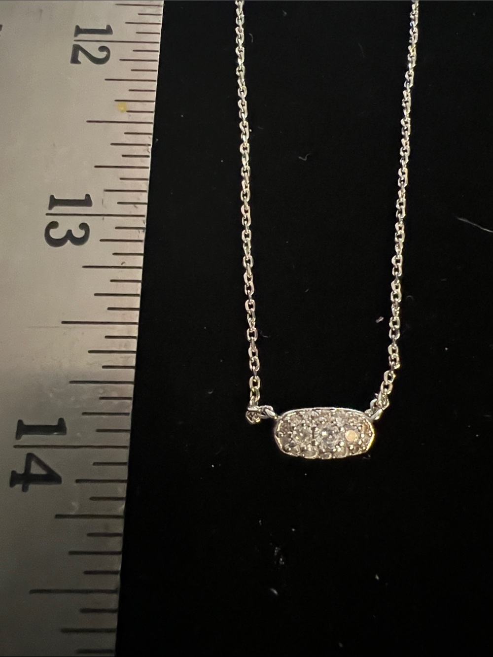 Kendra Scott Dainty Pavé Oval Pendant Necklace - Silver